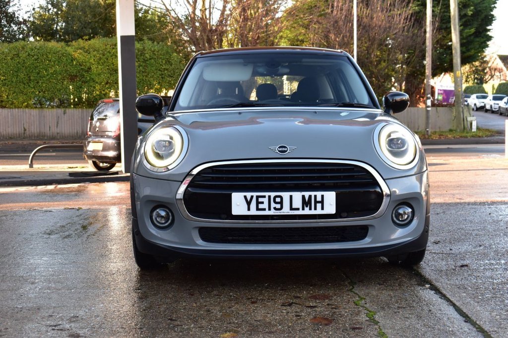 Used MINI Hatch 2019 for sale - 76900654: Photo 2