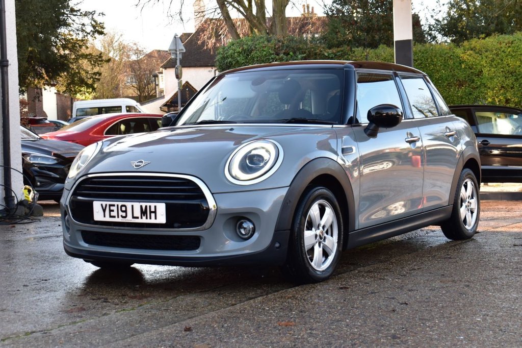 Used MINI Hatch 2019 for sale - 76900654: Photo 3