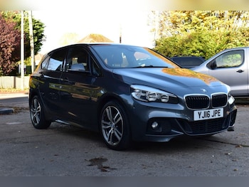 Used BMW 2 Series 2016 for sale - 76469949: Photo