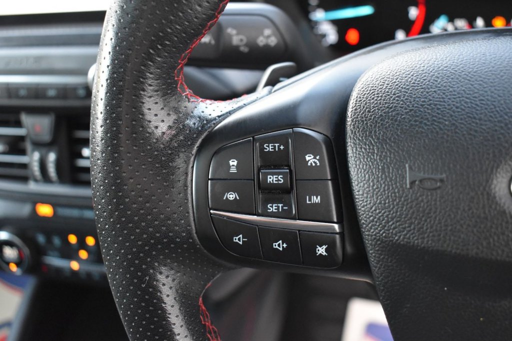 Used Ford Focus 2019 for sale - 76841329: Photo 20