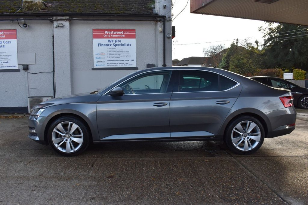 Used Skoda Superb 2022 for sale - 76559224: Photo 4