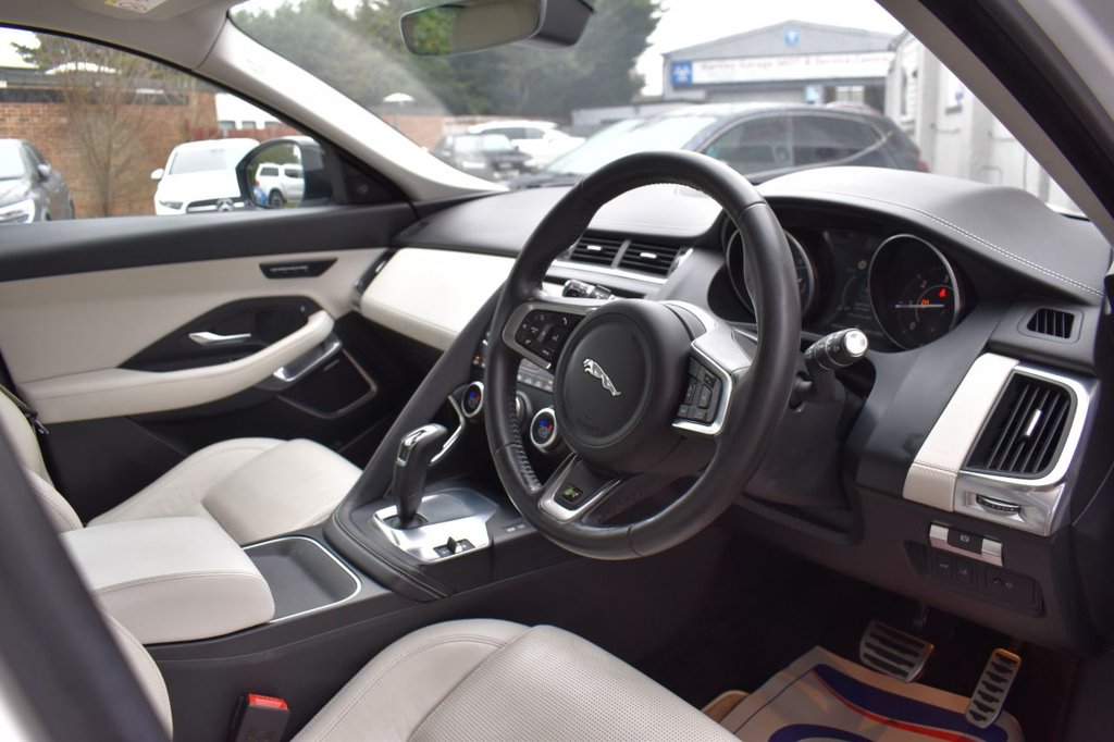 Used Jaguar E-Pace 2019 for sale - 77139725: Photo 14