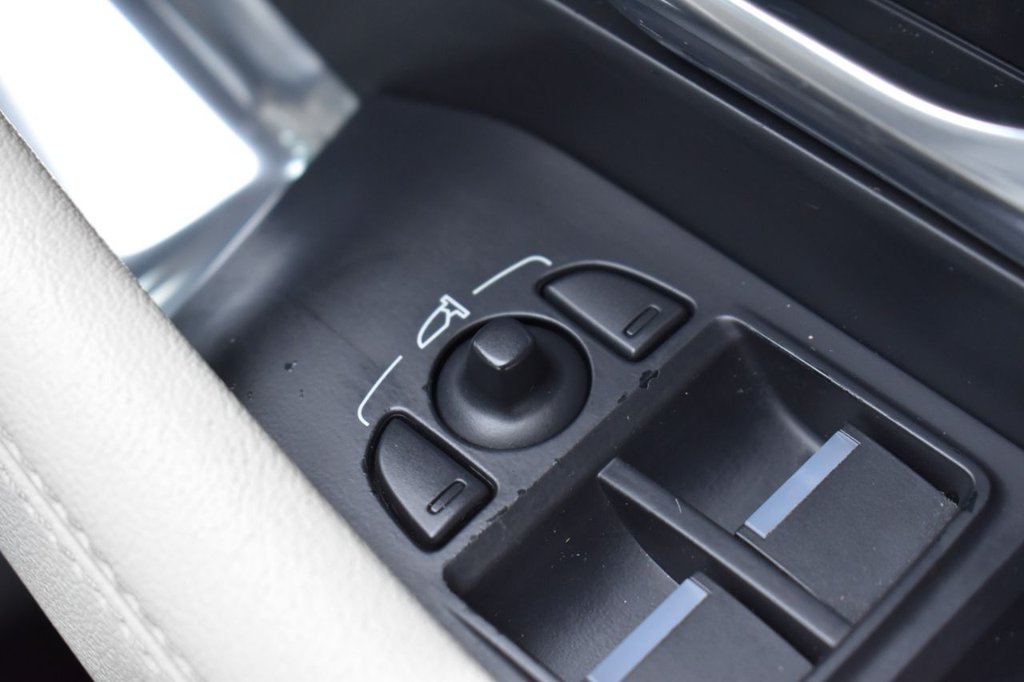 Used Jaguar E-Pace 2019 for sale - 77139725: Photo 17