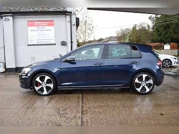 Used Volkswagen Golf 2016 for sale - 77370002: Photo
