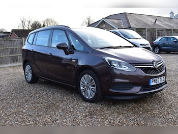 Used Vauxhall Zafira Tourer 2017 for sale - 77394449: Photo