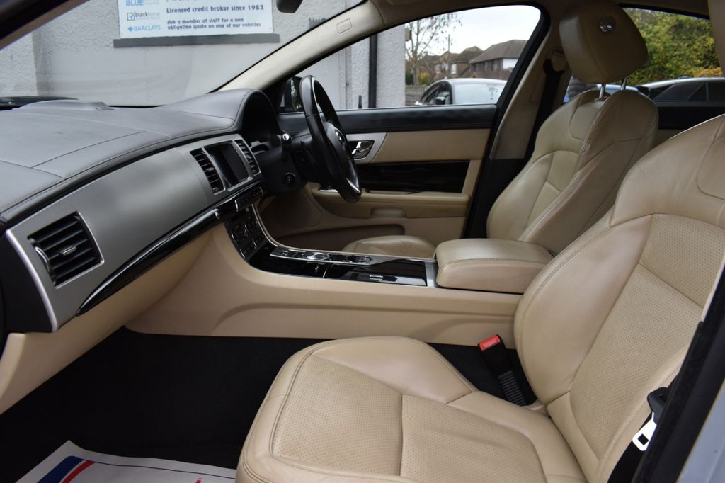 Used Jaguar XF 2013 for sale - 76469674: Photo 23