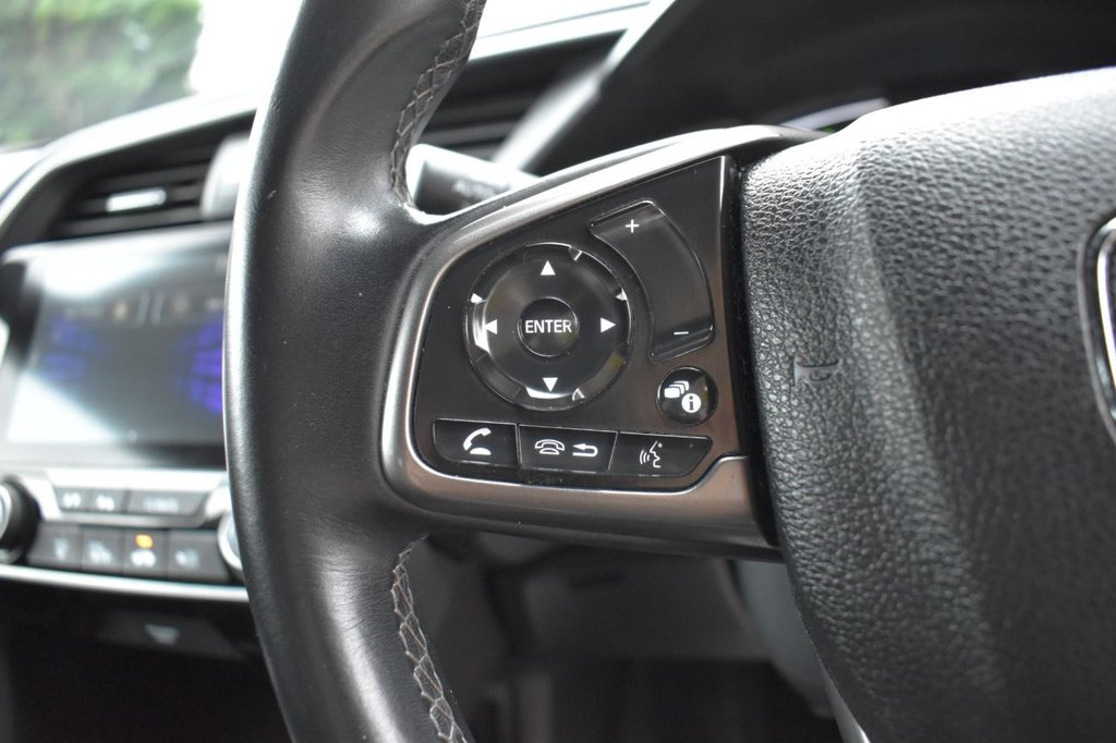 Used Honda Civic 2020 for sale - 76470523: Photo 16