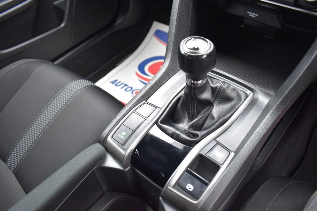 Used Honda Civic 2020 for sale - 76470523: Photo 19