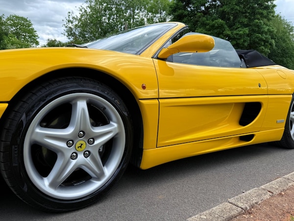 Used Ferrari F355 1998 for sale - 74823151: Photo 19
