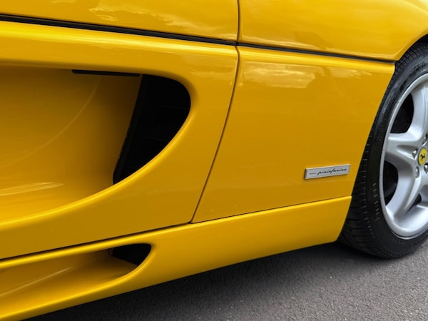 Used Ferrari F355 1998 for sale - 74823151: Photo 21