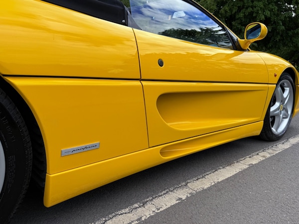 Used Ferrari F355 1998 for sale - 74823151: Photo 34