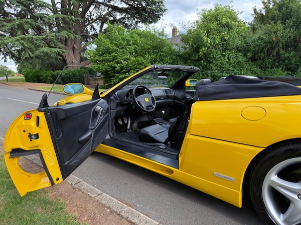 Used Ferrari F355 1998 for sale - 74823151: Photo 42