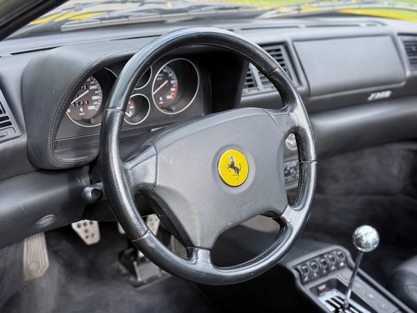 Used Ferrari F355 1998 for sale - 74823151: Photo 64