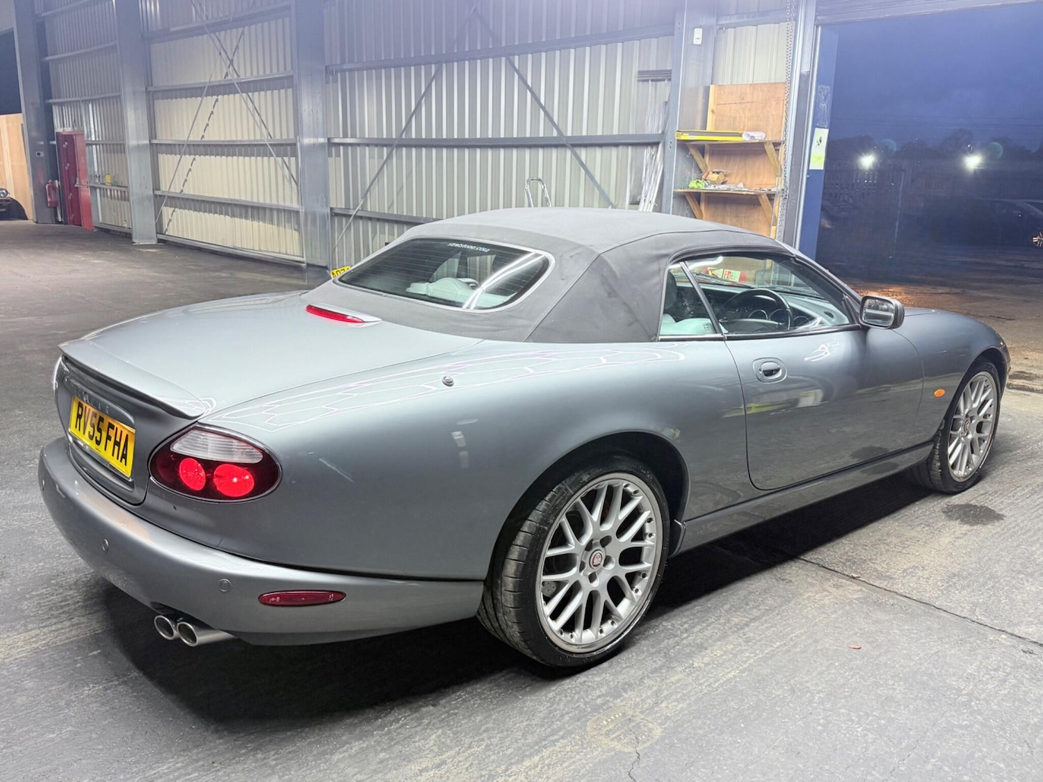 Used Jaguar XKR 2005 for sale - 77081434: Photo 14