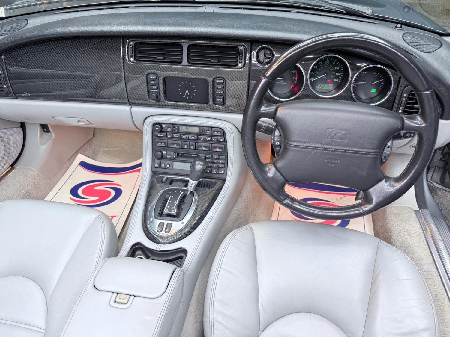 Used Jaguar XKR 2005 for sale - 77081434: Photo 26