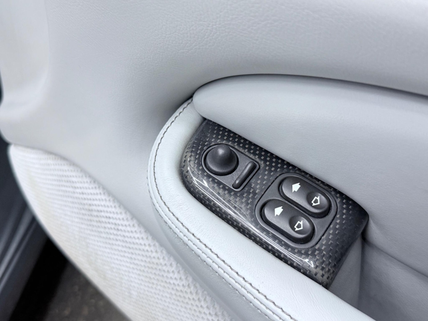 Used Jaguar XKR 2005 for sale - 77081434: Photo 33