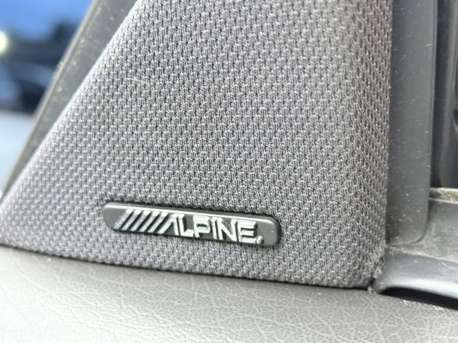 Used Jaguar XKR 2005 for sale - 77081434: Photo 35