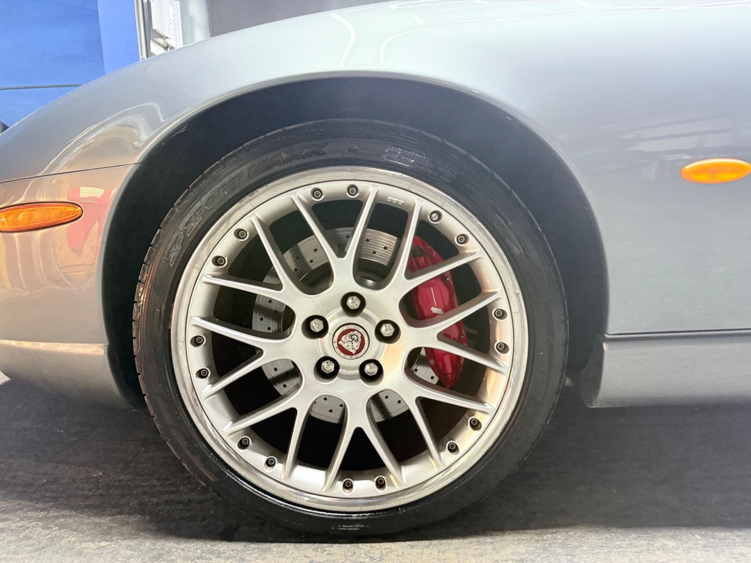 Used Jaguar XKR 2005 for sale - 77081434: Photo 41