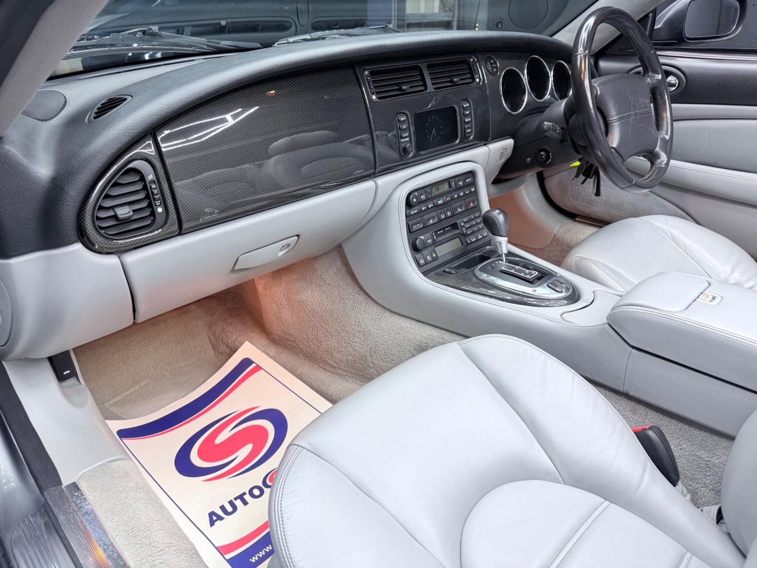 Used Jaguar XKR 2005 for sale - 77081434: Photo 44