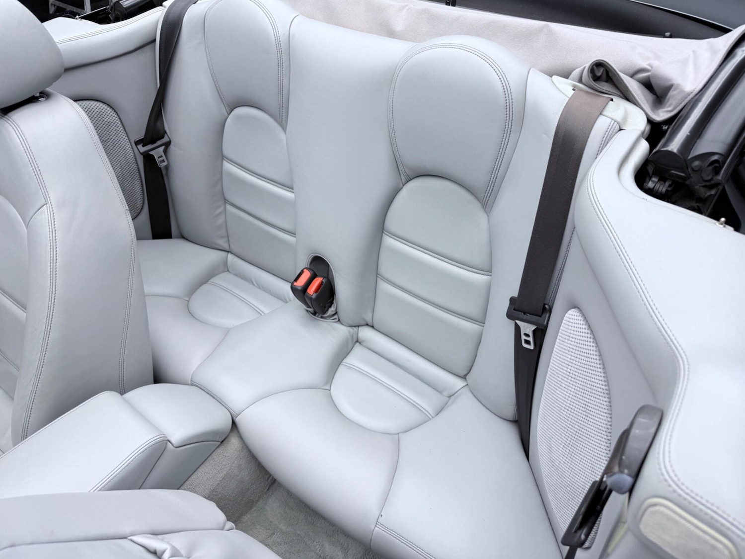 Used Jaguar XKR 2005 for sale - 77081434: Photo 45