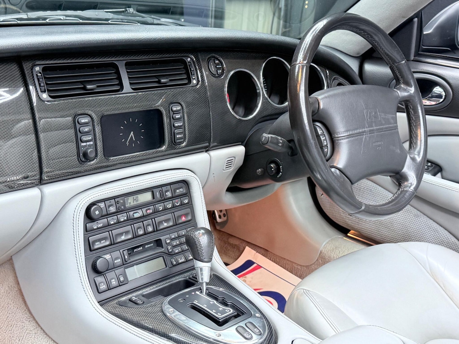 Used Jaguar XKR 2005 for sale - 77081434: Photo 48