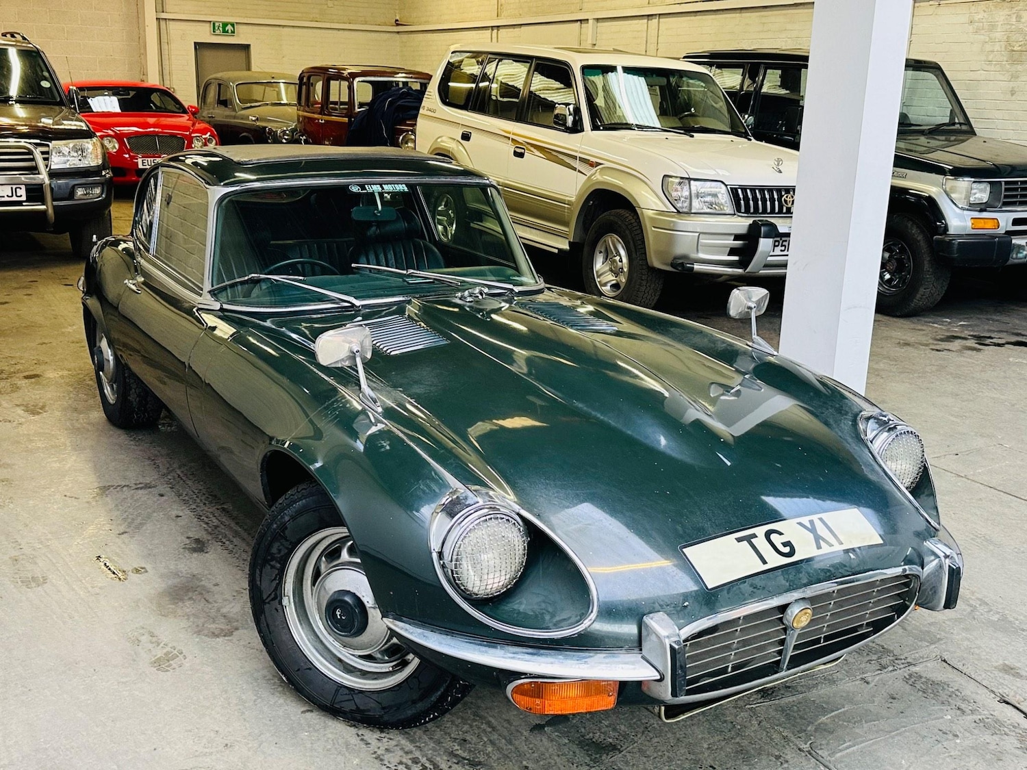 Used Jaguar E-Type for sale - 76886845: Photo 2