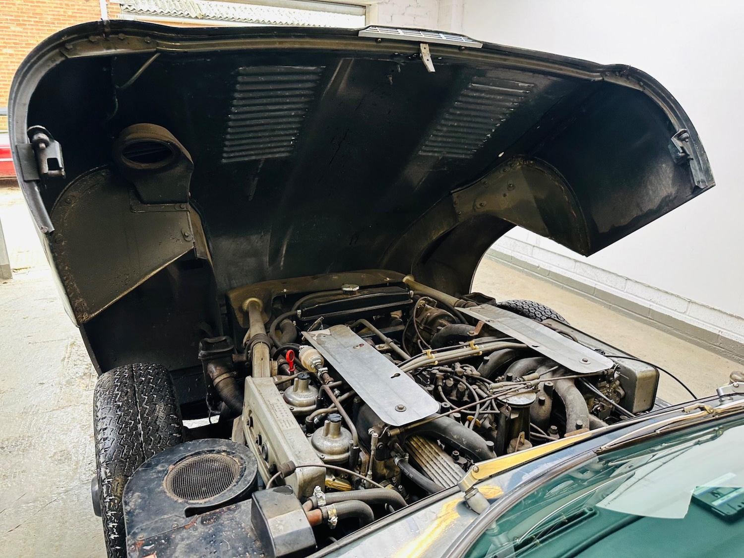 Used Jaguar E-Type for sale - 76886845: Photo 35