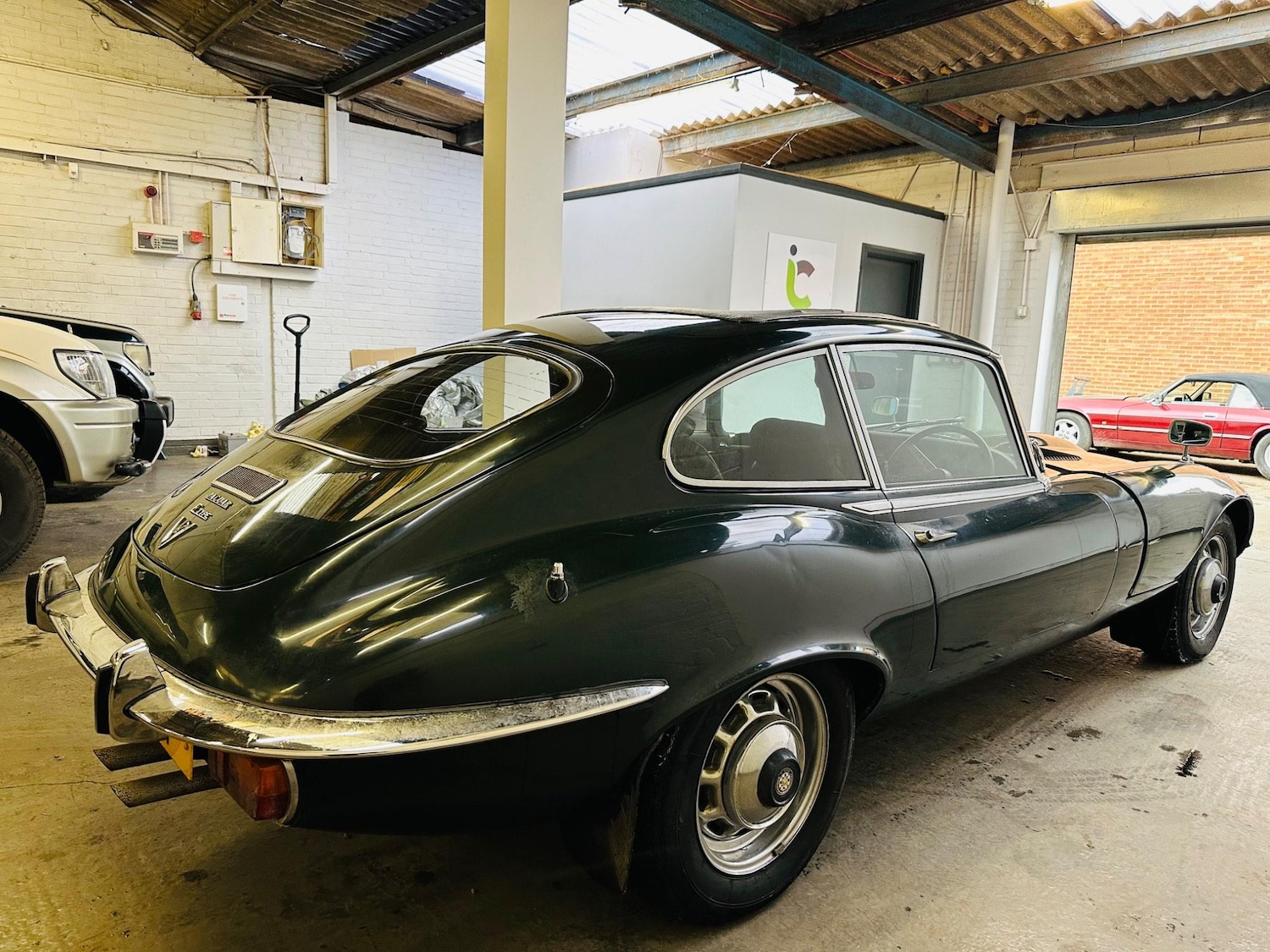 Used Jaguar E-Type for sale - 76886845: Photo 5