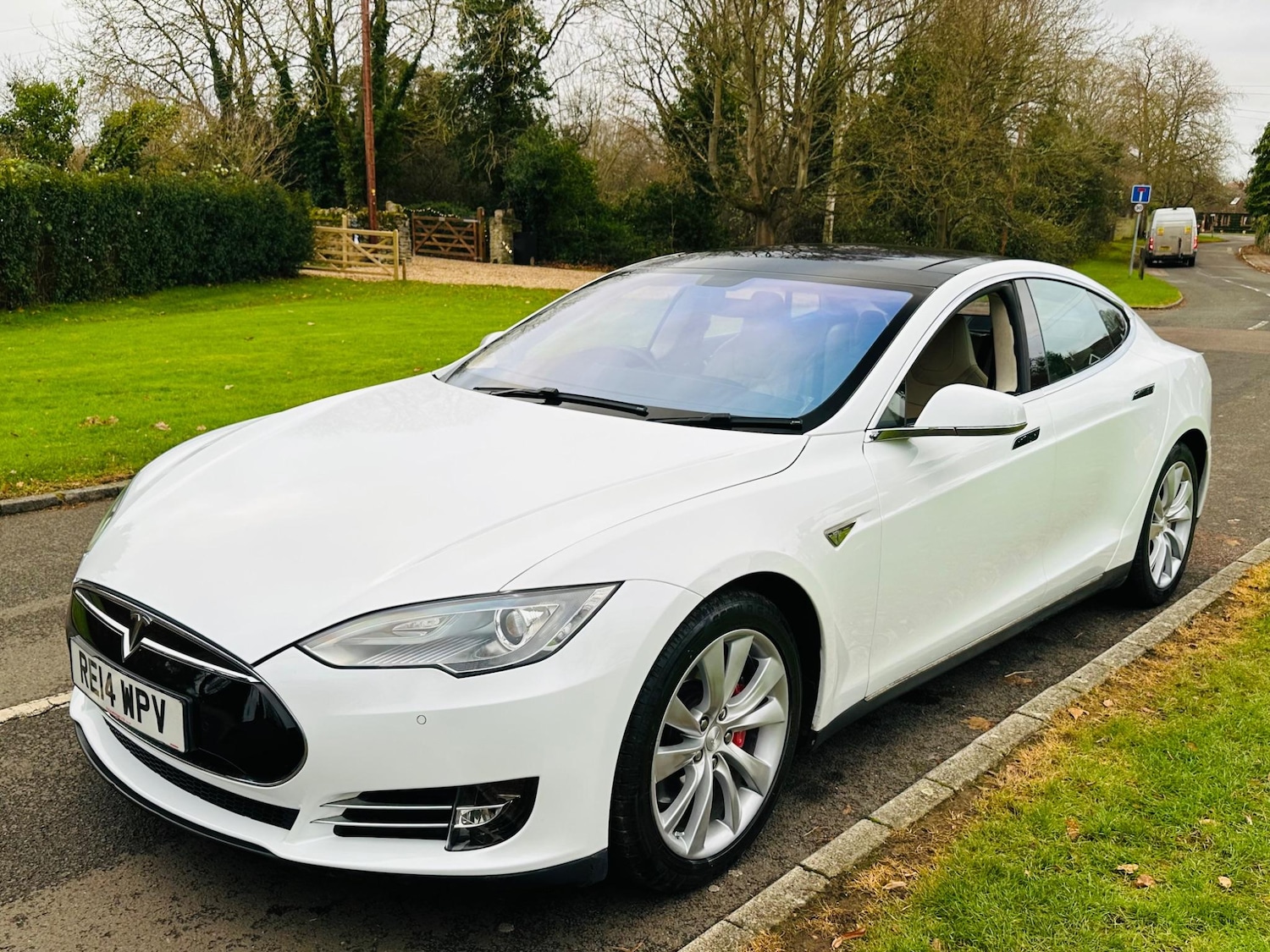 Used Tesla Model S 2014 for sale - 77343732: Photo 8