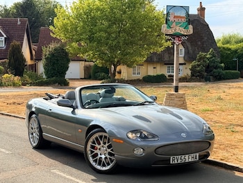 Used Jaguar XKR 2005 for sale - 79412532: Photo
