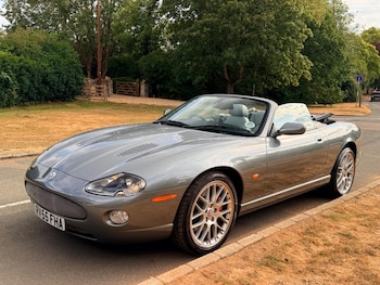 Used Jaguar XKR 2005 for sale - 79412532: Photo