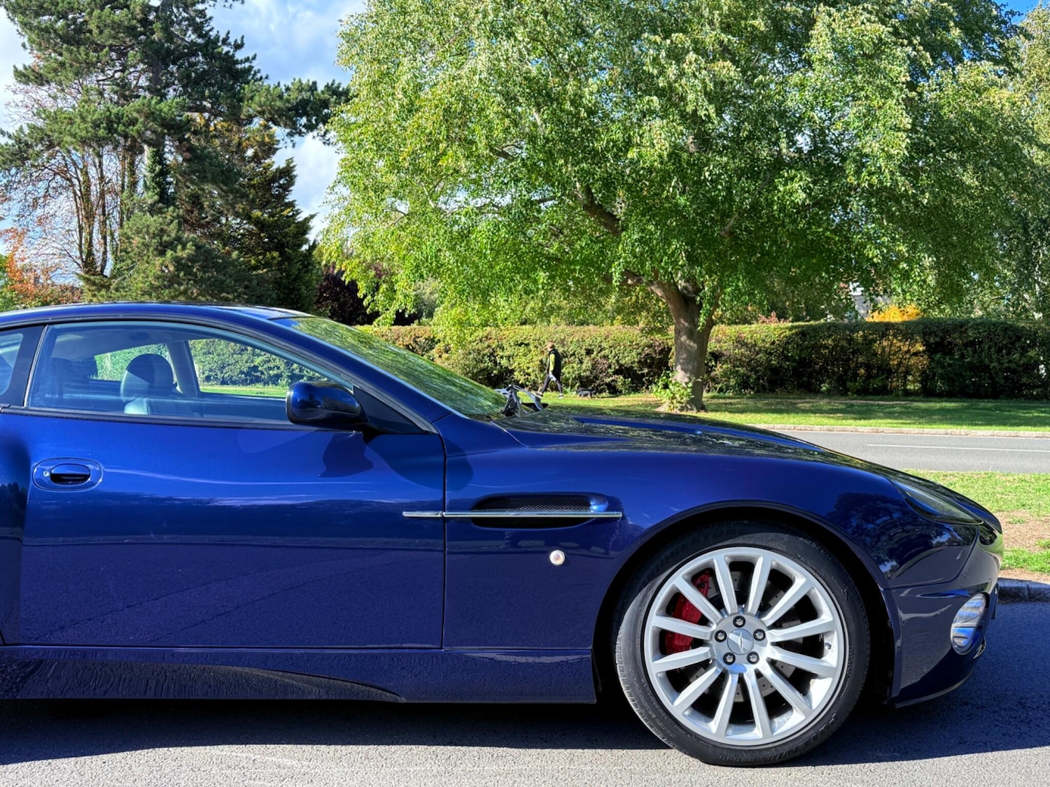Used Aston Martin Vanquish 2004 for sale - 75949062: Photo 28