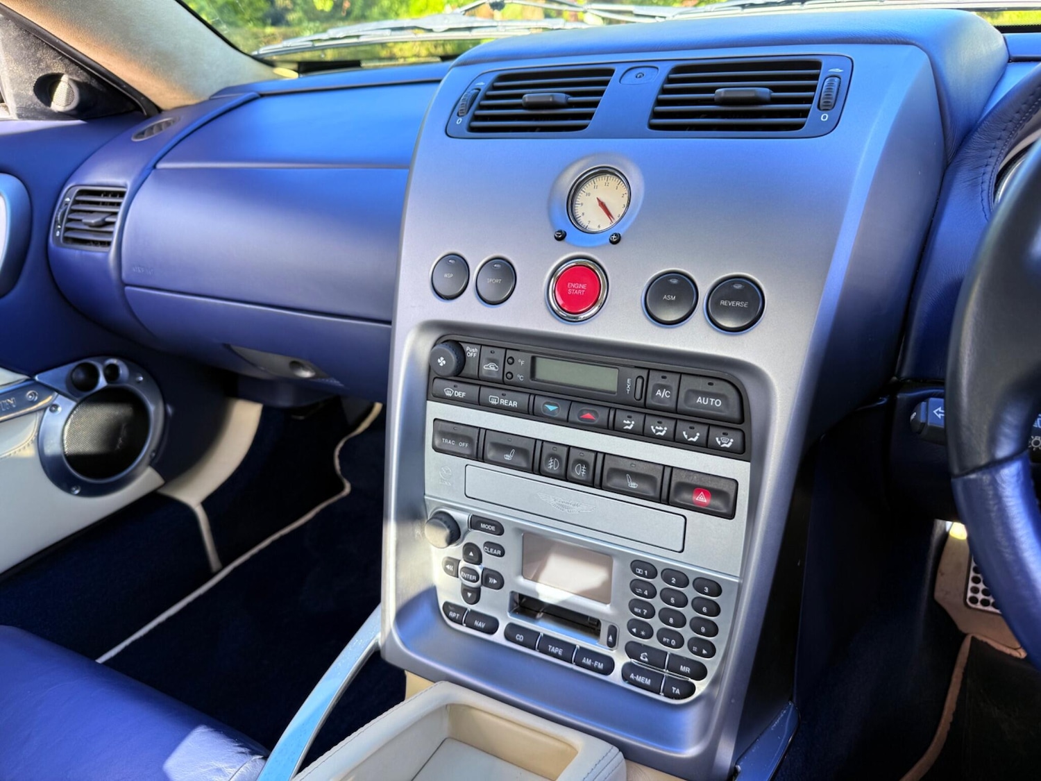 Used Aston Martin Vanquish 2004 for sale - 75949062: Photo 66