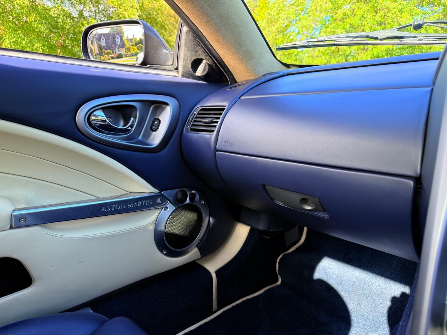 Used Aston Martin Vanquish 2004 for sale - 75949062: Photo 72