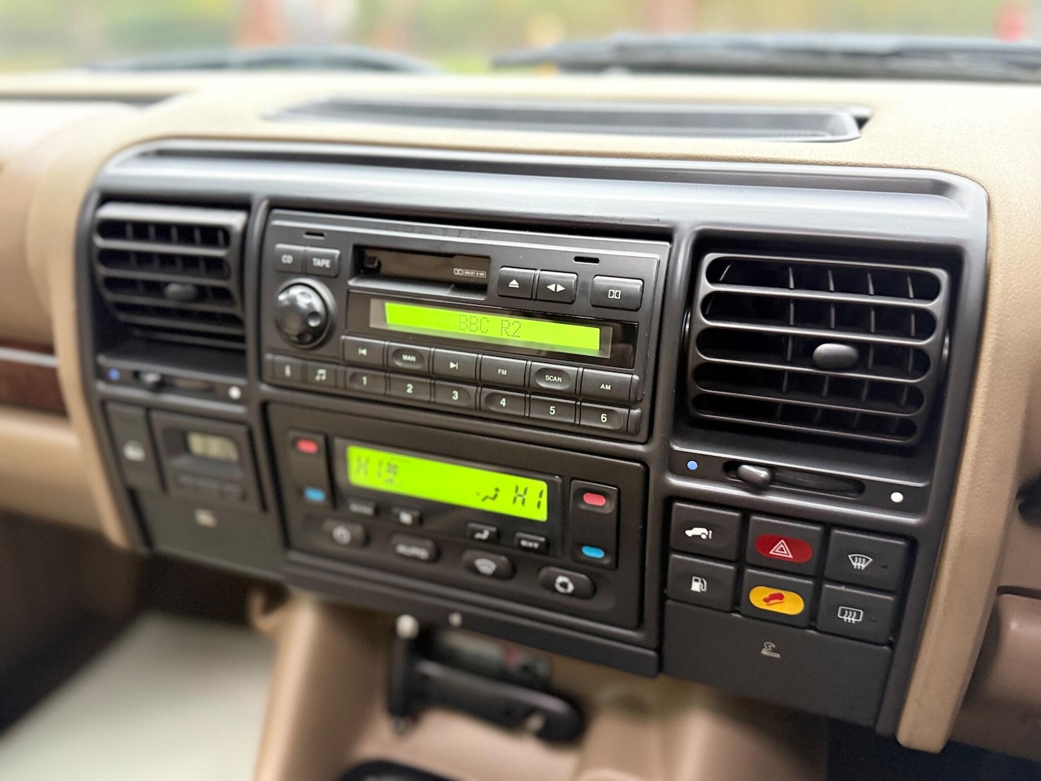 Used Land Rover Discovery 2002 for sale - 77425816: Photo 68