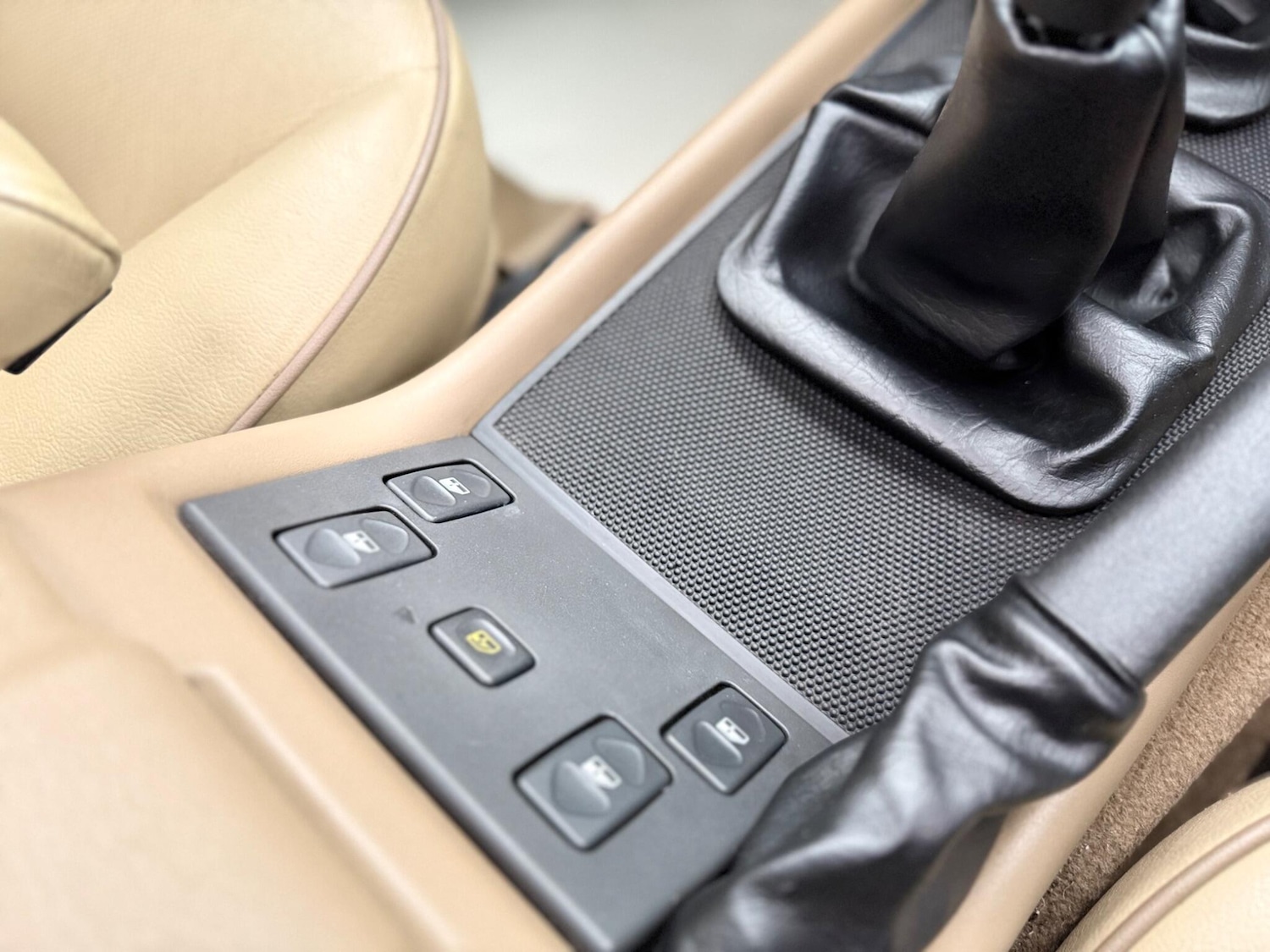 Used Land Rover Discovery 2002 for sale - 77425816: Photo 74