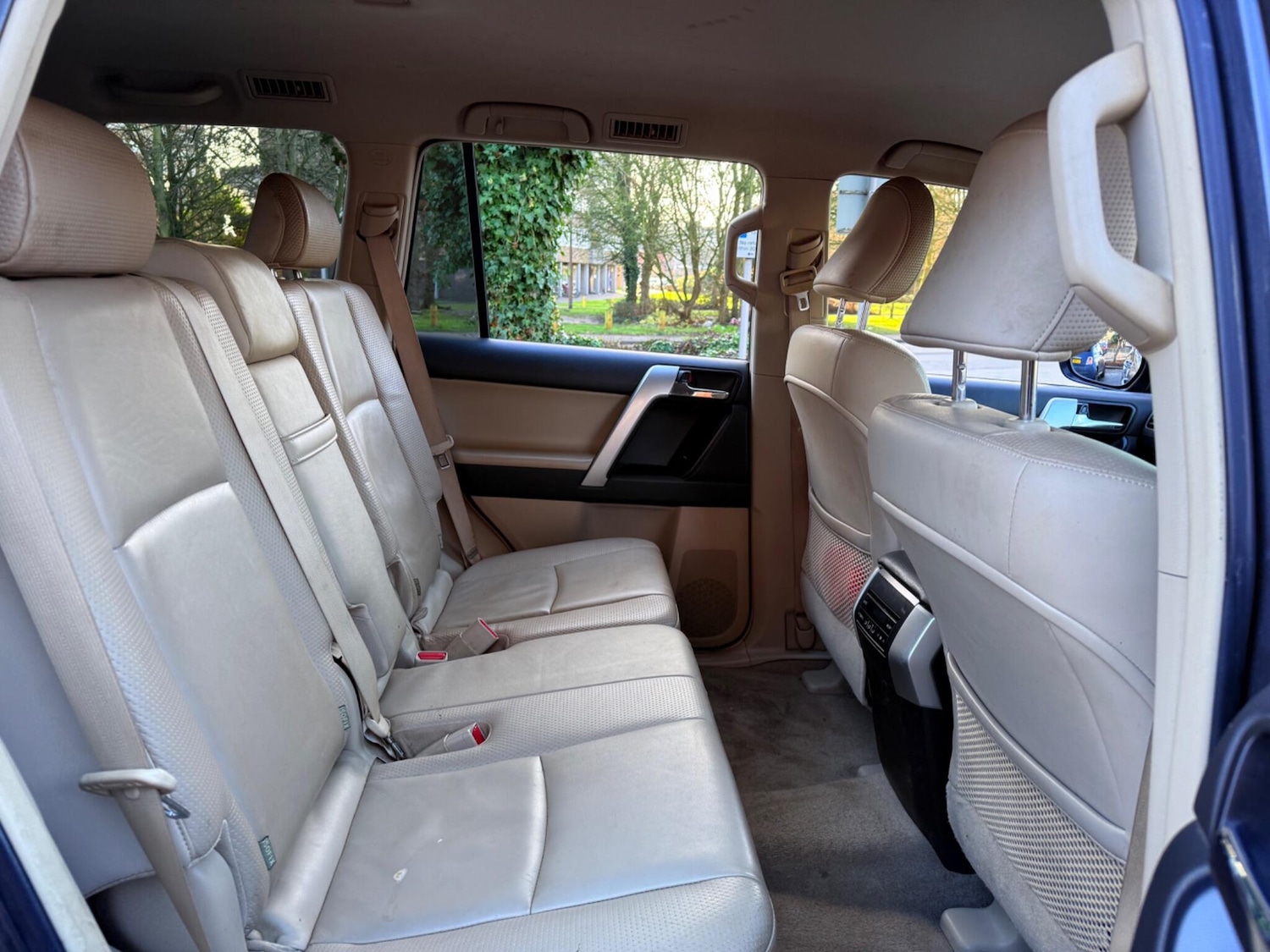 Used Toyota Land Cruiser 2013 for sale - 77351957: Photo 39