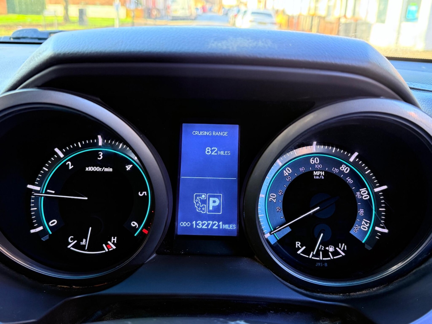 Used Toyota Land Cruiser 2013 for sale - 77351957: Photo 44