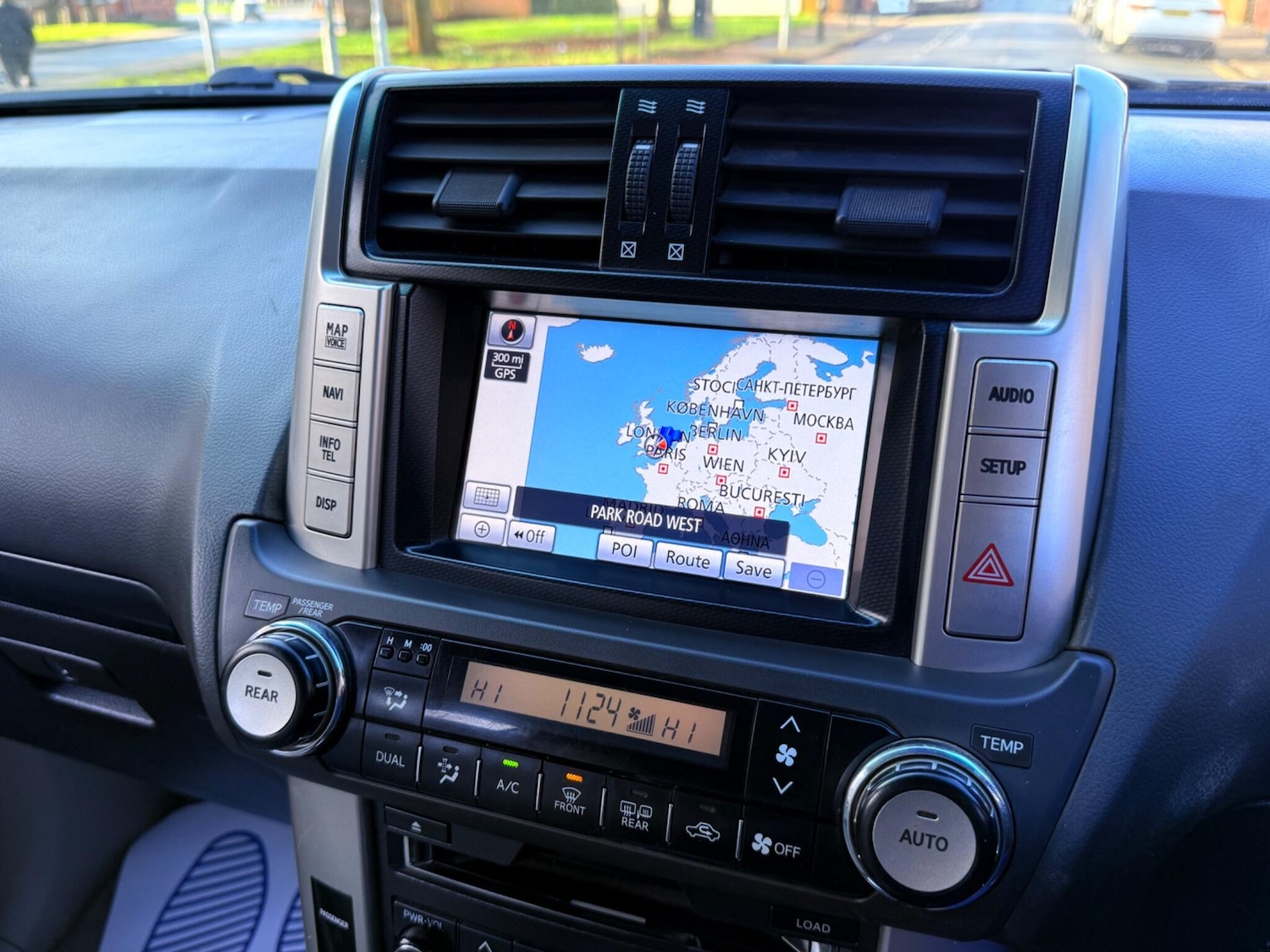 Used Toyota Land Cruiser 2013 for sale - 77351957: Photo 46