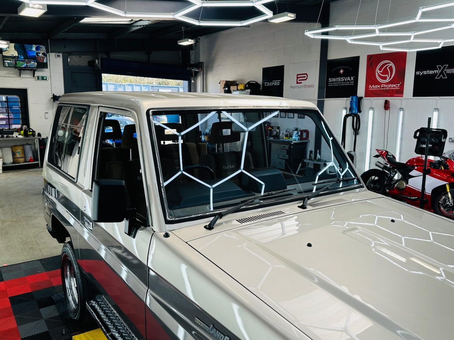 Used Toyota Land Cruiser for sale - 76538894: Photo 28