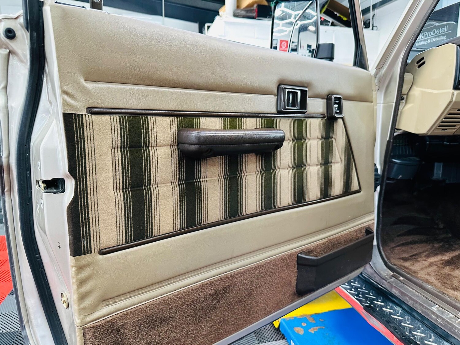 Used Toyota Land Cruiser for sale - 76538894: Photo 57