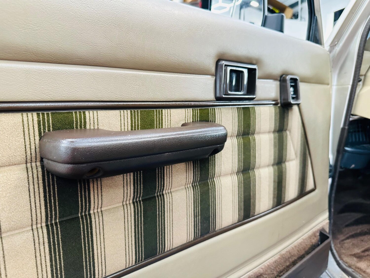 Used Toyota Land Cruiser for sale - 76538894: Photo 59