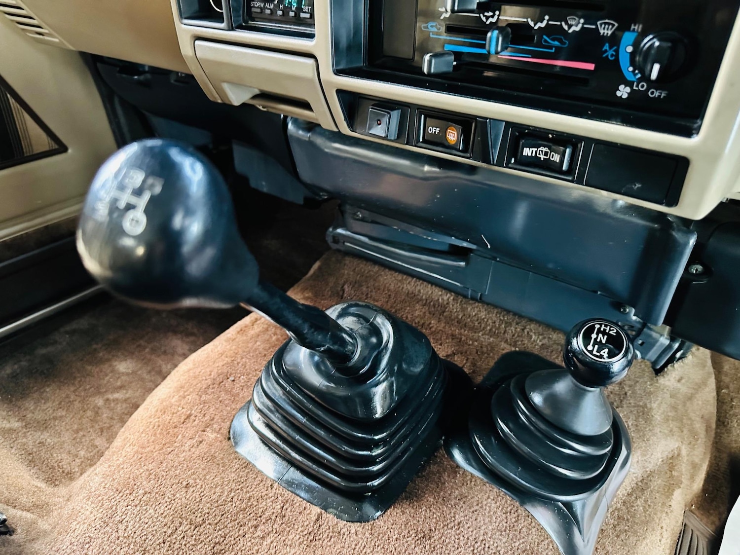 Used Toyota Land Cruiser for sale - 76538894: Photo 77