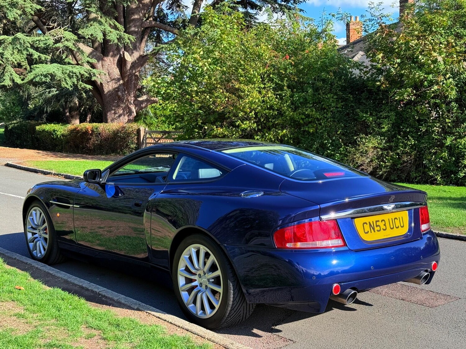 Used Aston Martin Vanquish 2004 for sale - 77769783: Photo 11