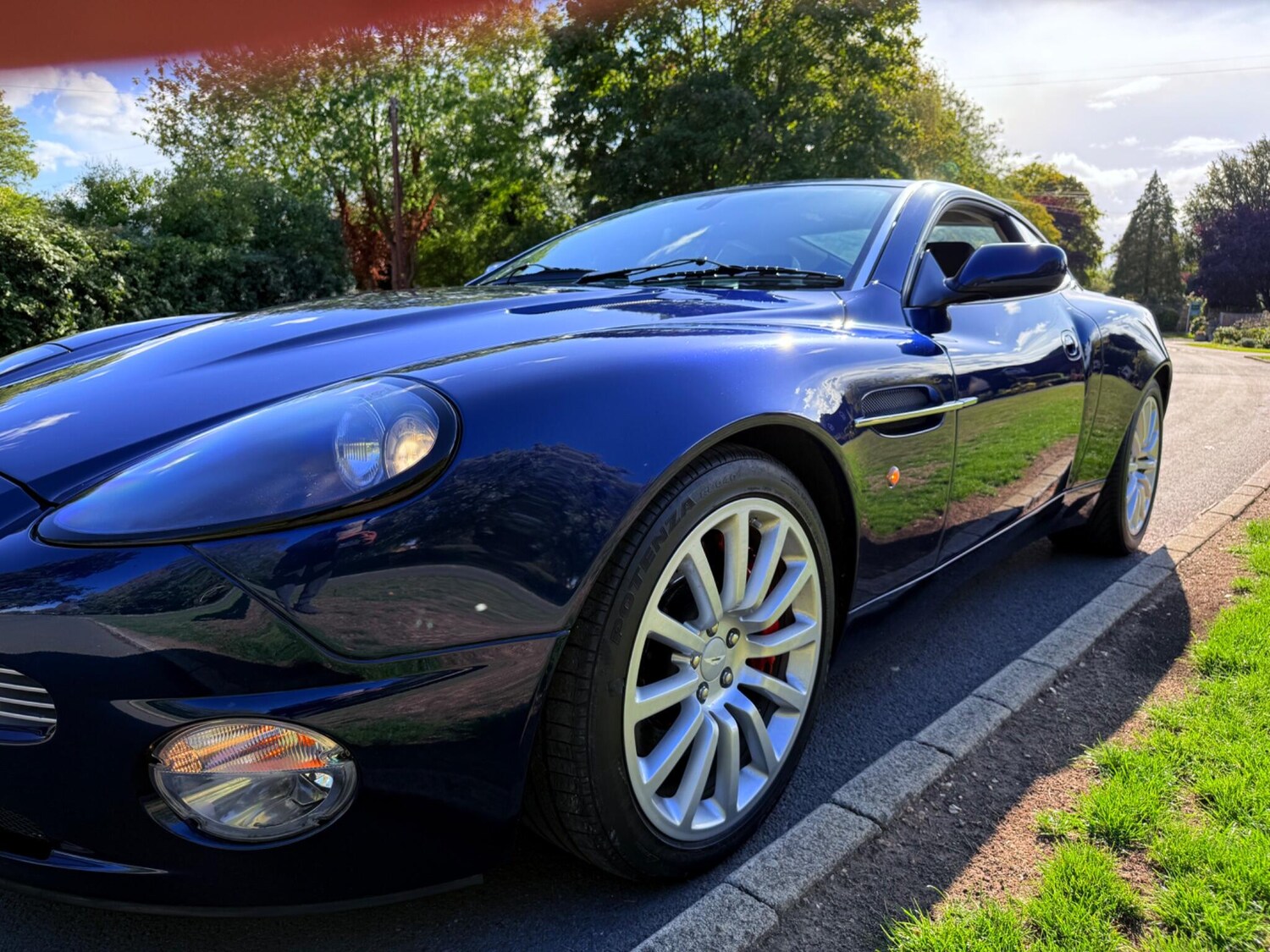 Used Aston Martin Vanquish 2004 for sale - 77769783: Photo 21