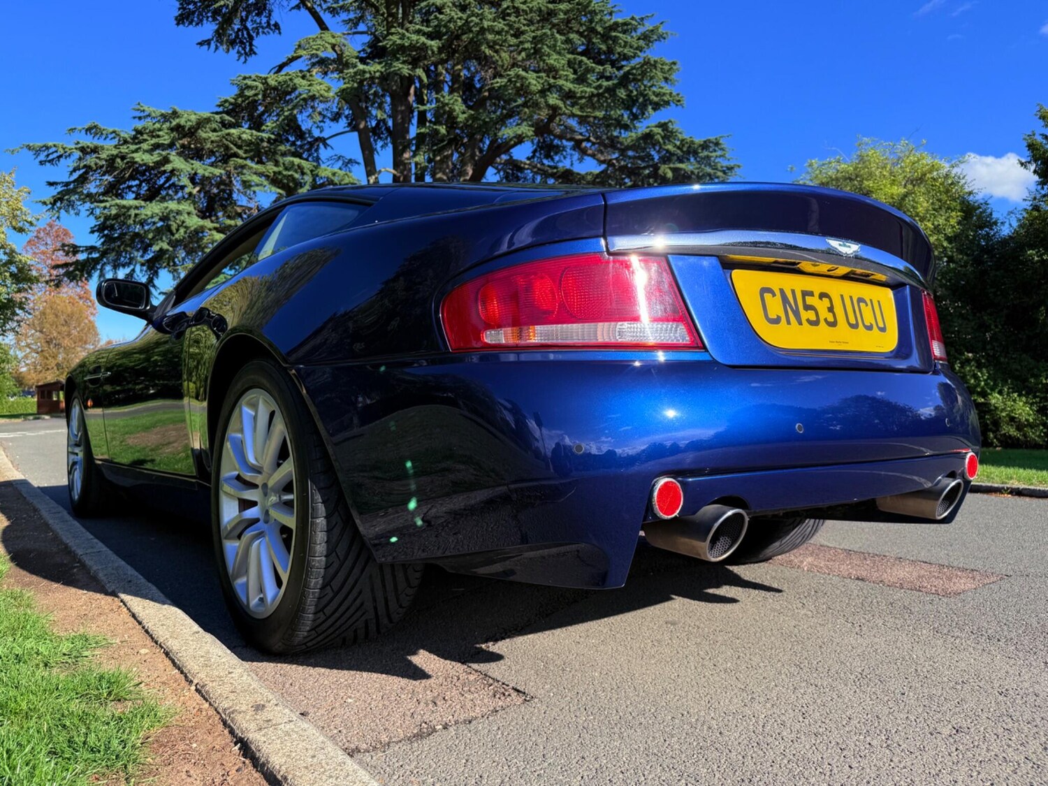 Used Aston Martin Vanquish 2004 for sale - 77769783: Photo 23