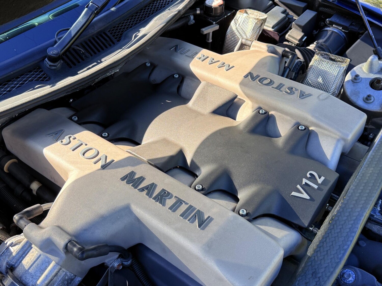 Used Aston Martin Vanquish 2004 for sale - 77769783: Photo 36