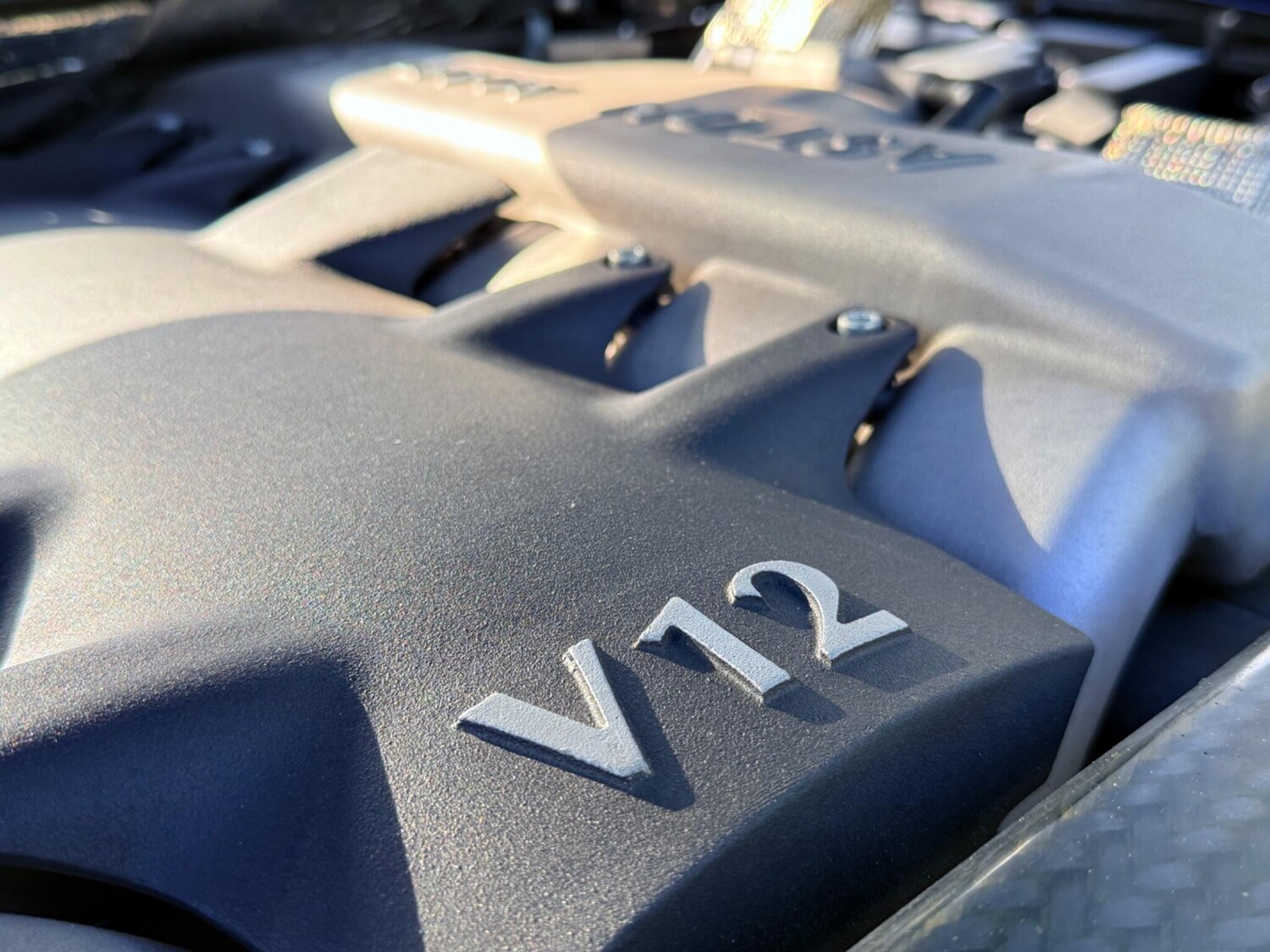 Used Aston Martin Vanquish 2004 for sale - 77769783: Photo 39