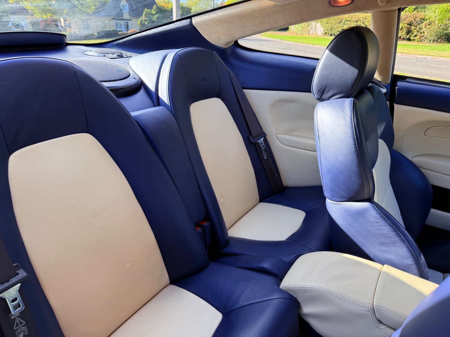 Used Aston Martin Vanquish 2004 for sale - 77769783: Photo 52