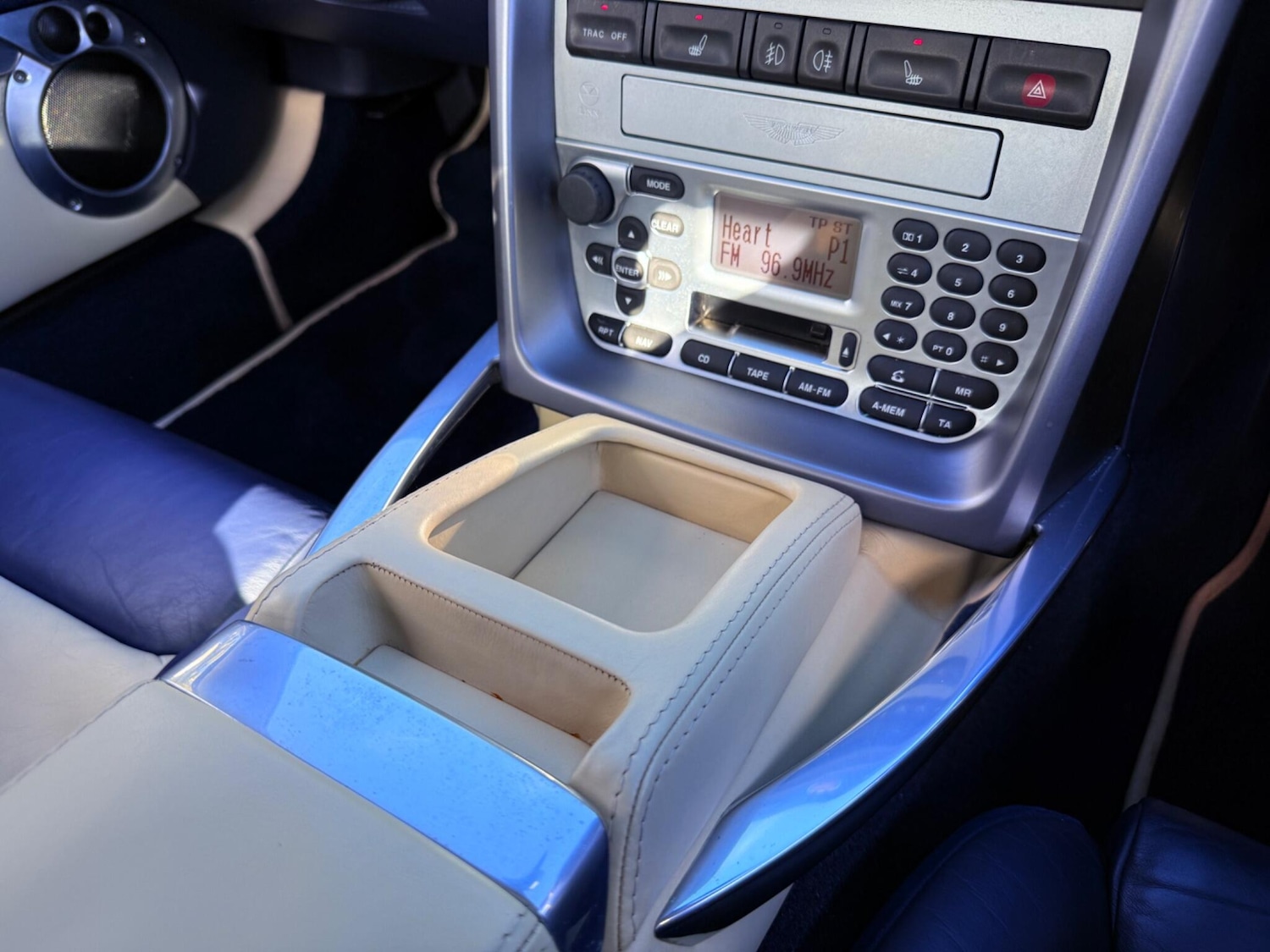 Used Aston Martin Vanquish 2004 for sale - 77769783: Photo 69